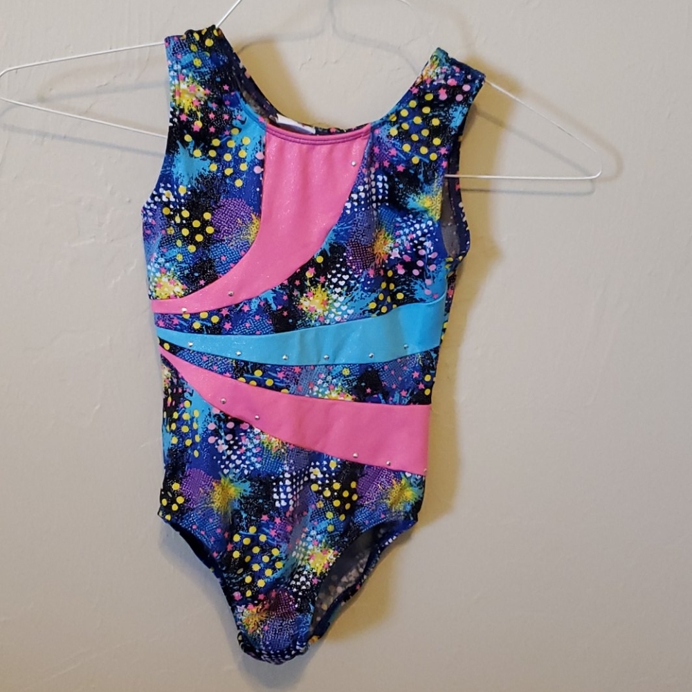 Girls gymnastics outfit
